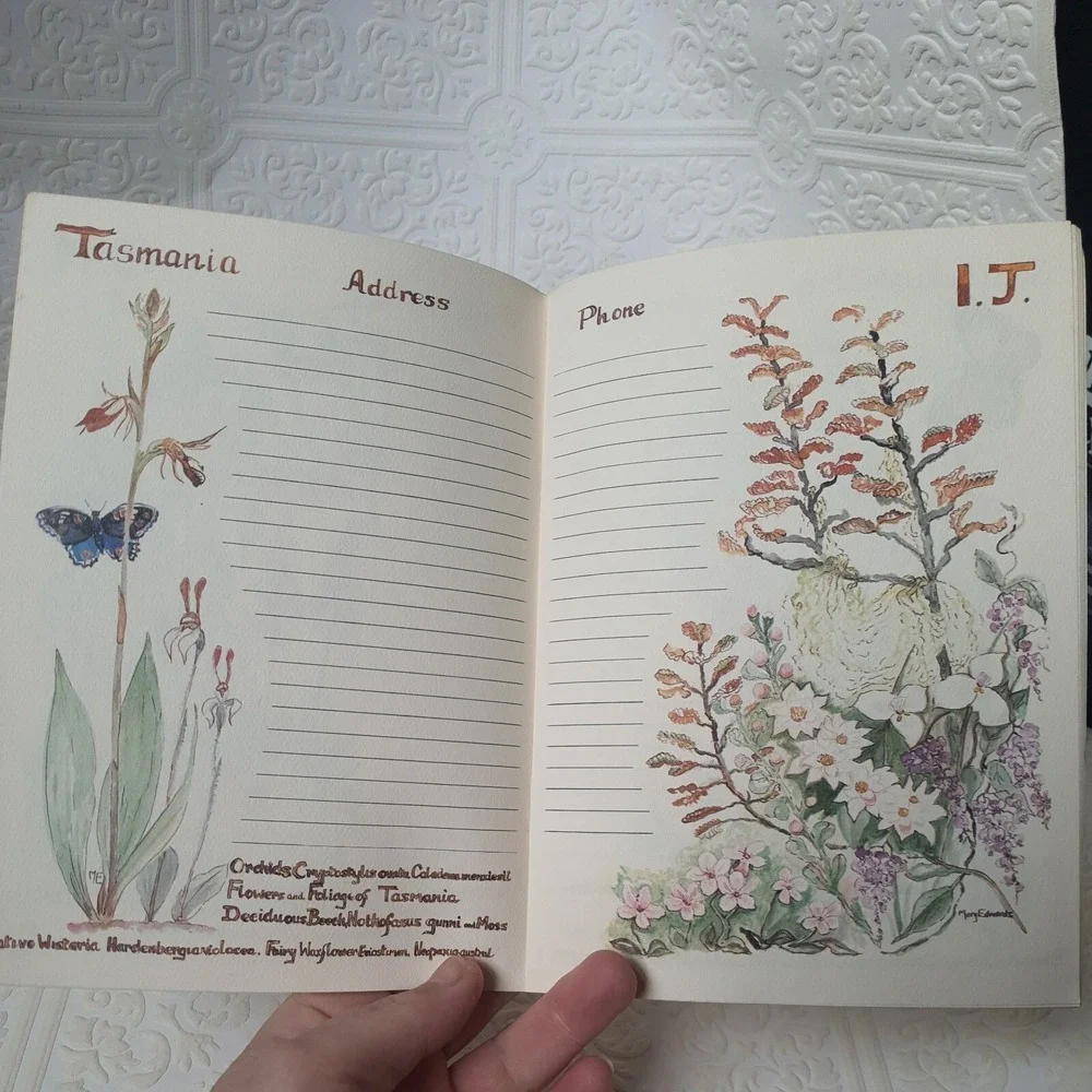 Vintage AUSTRALIAN WILDFLOWERS ADDRESS AND PHONE BOOK Mary Edwards Floral Art
